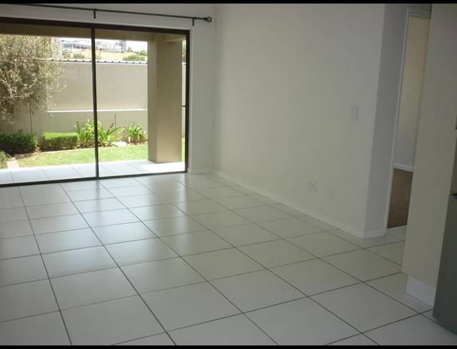 1 BEDROOM APARTMENT FOR SALE IN FOURWAYS